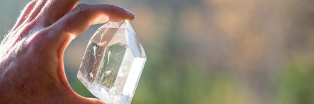 Cristal de roca: ¡Qué es, de dónde viene y todas sus propiedades!