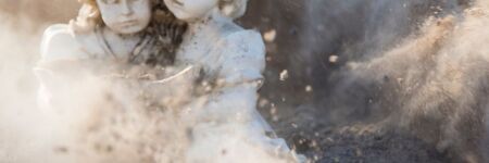 Ángel de la guarda <i>Anauel</i>: el oro que se vuelve luz