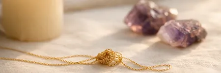 Collar que se enreda: significado espiritual 📿
