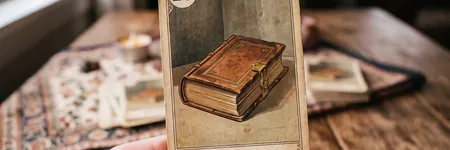 El Libro en el Tarot Lenormand: significado