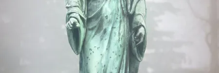 Arcángel <i>Raziel</i>: secretos, sueños e intuición